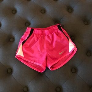 Nike shorts - 2T
